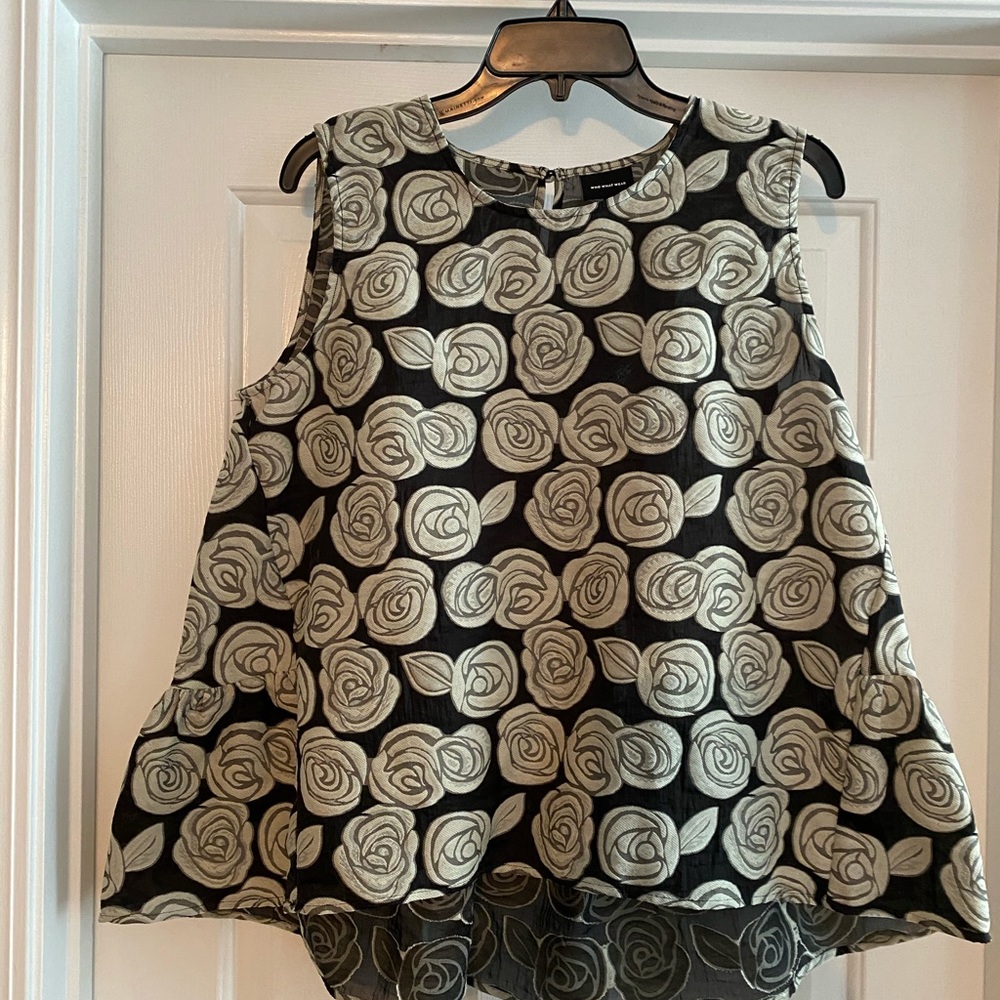 NWOT Peplum rose top